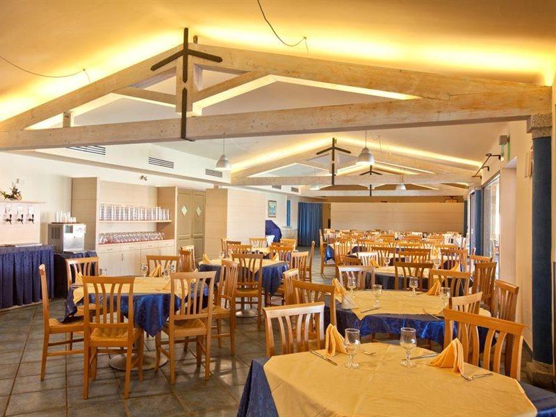 Futura Club Baja Bianca Hotel San Teodoro  Buitenkant foto