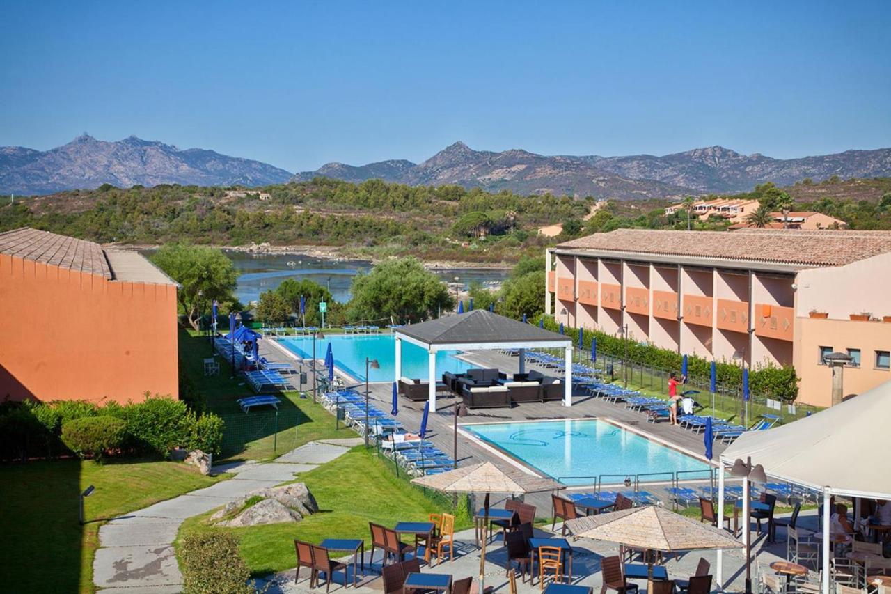 Futura Club Baja Bianca Hotel San Teodoro  Buitenkant foto